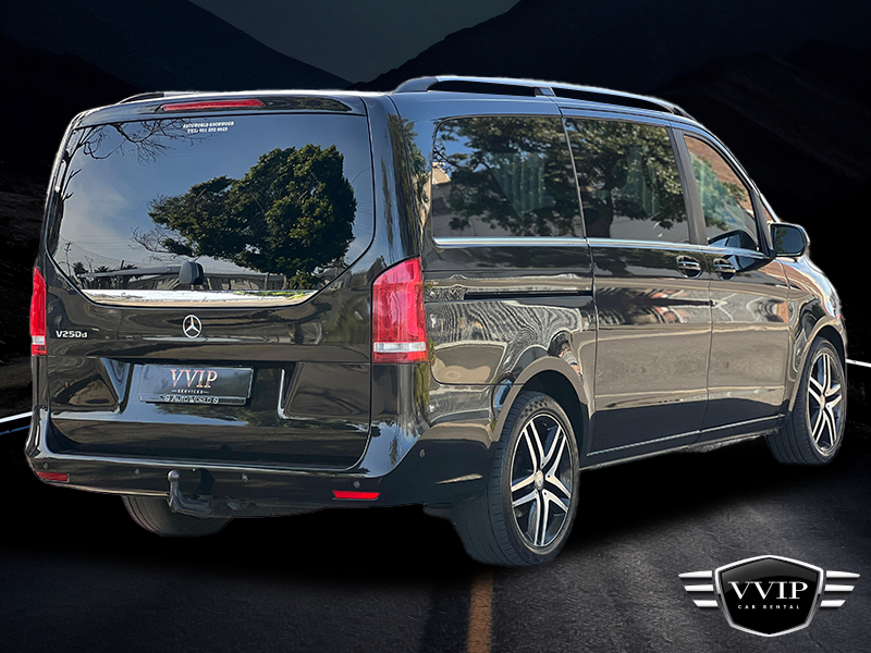 Mercedes-Benz-V250d_side-back