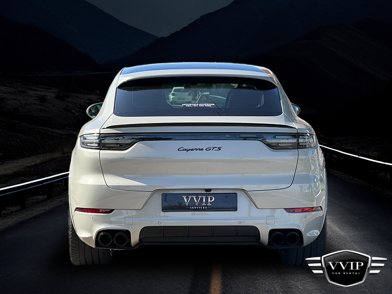 Porsche-Cayenne-GTS_back